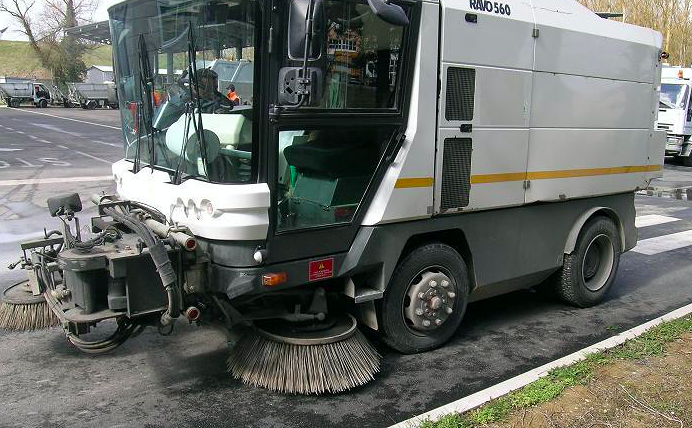 Spazzamento strade meccanizzato